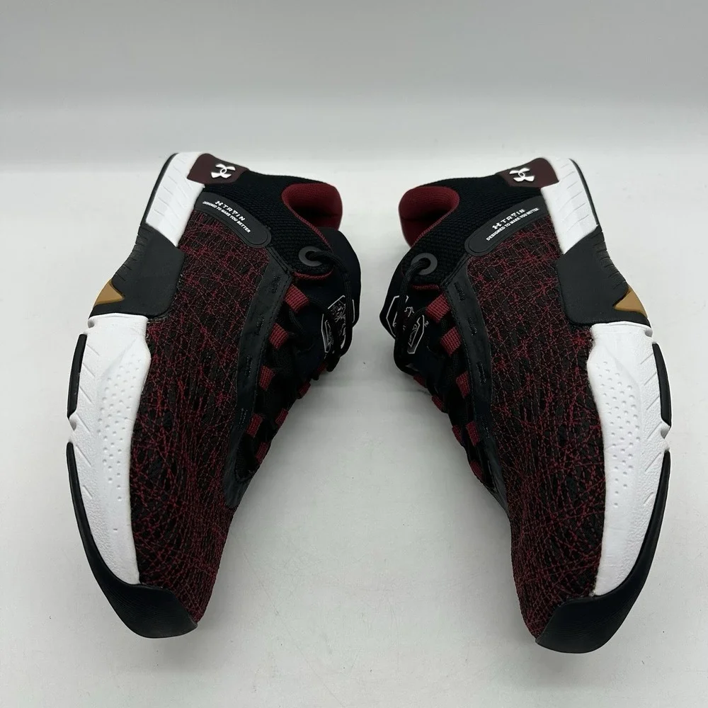 Under Armour 3026909-001 TriBase Reign 5 USC Gamecocks Mens 10/Womens 11.5 Shoes